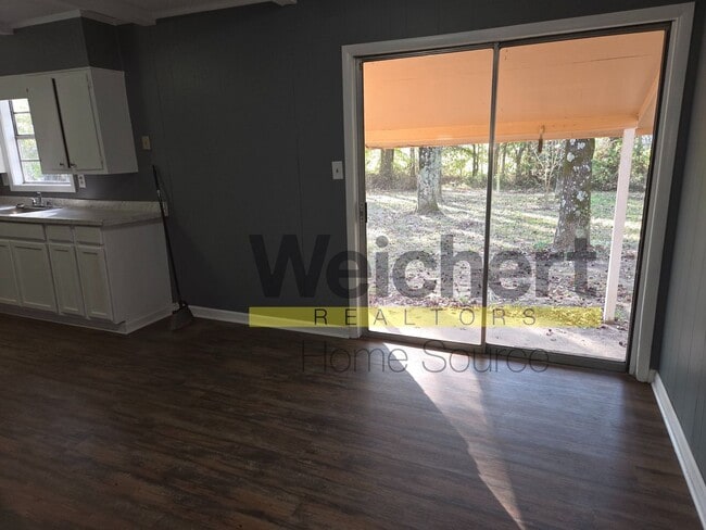 Photo - Freshly Updated 2-Bedroom on a Quiet Street