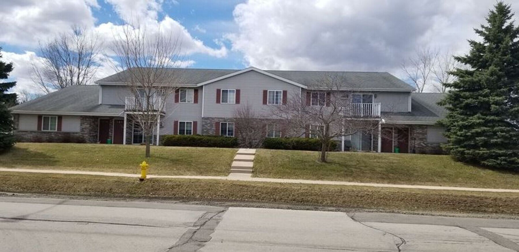 Photo - 2200 Sylvan Way Unit 1