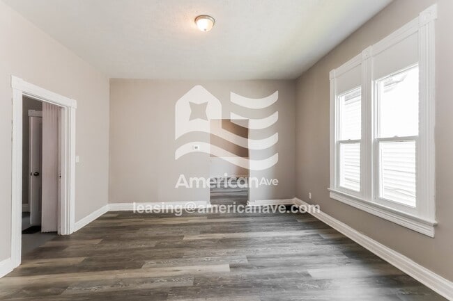 Photo - 603 E Oak St