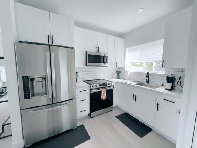 Photo - 2544 SW 19th Ter Unit Casa Silvano