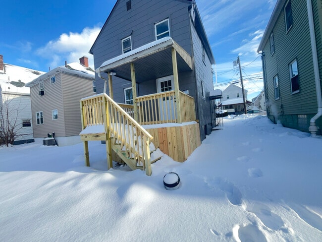 Building Photo - 1706 Davidson St