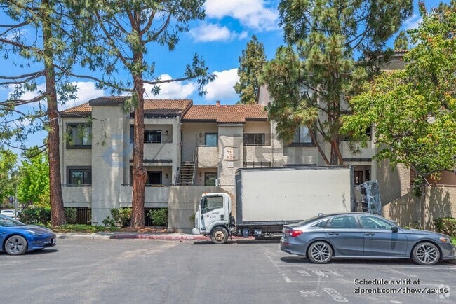 Building Photo - 880 E Fremont Ave Rental