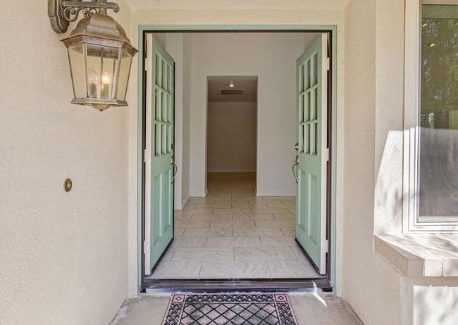 Photo - 43250 Via Magellan Dr