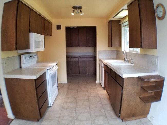 Photo - 3 bedroom in Bellevue WA 98006