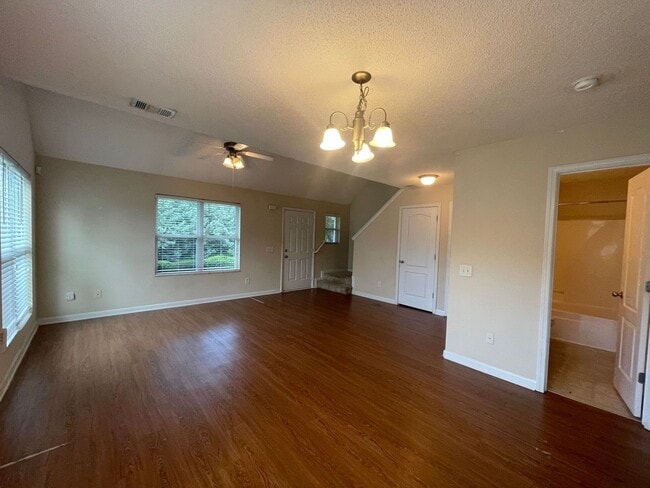 Photo - LEASING FOR JANUARY 2026! 1/2 SECURITY DEP...