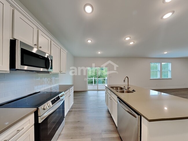 Photo - 866 Whatley Mill Cir SE