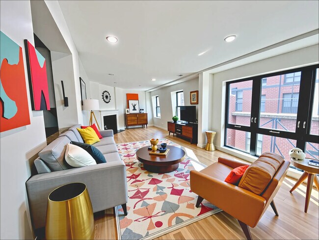 Photo - 1661-1663 Washington St. Unit 203 Unit 203