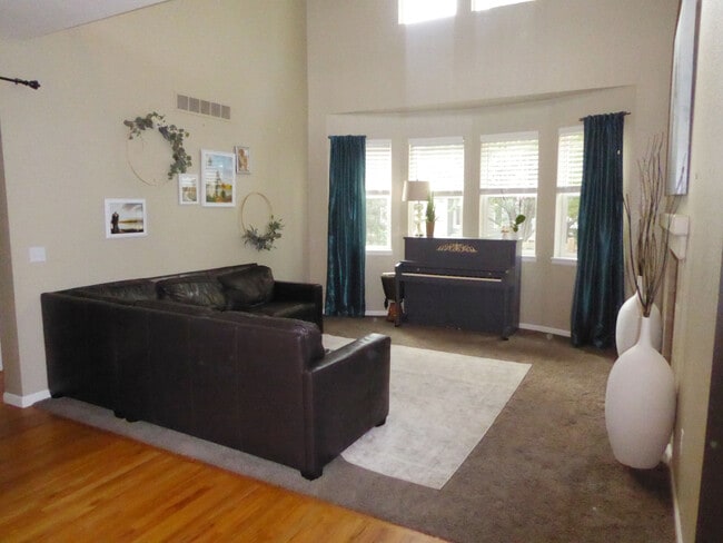 Photo - 3815 Little Dipper Dr