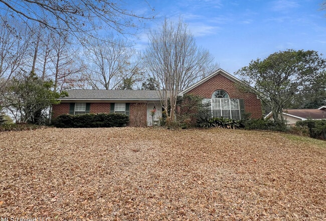 Building Photo - 121 Falcon Ridge Dr Rental
