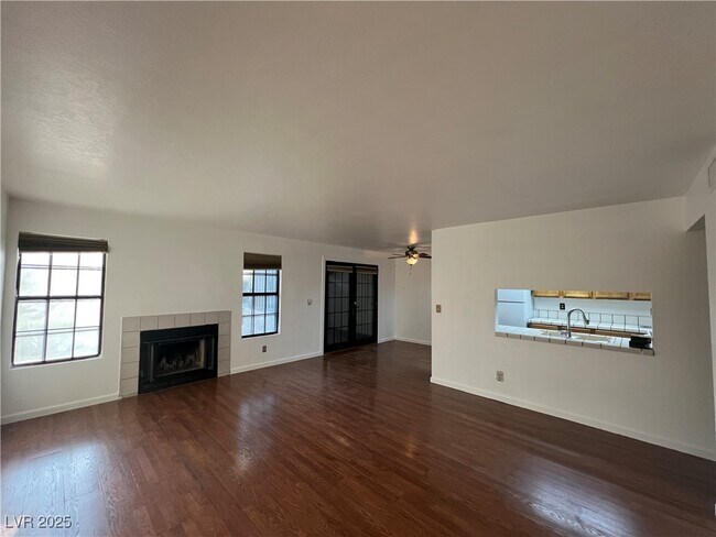Building Photo - 5070 Jeffreys St Unit 101 Rental