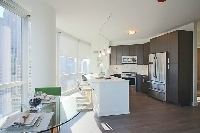 Photo - 495 N Park Dr