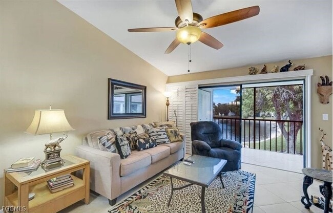 Photo - 9270 Lake Park Dr Unit 206