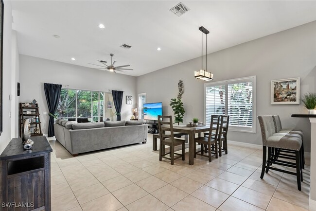 Photo - 6051 Shallows Way