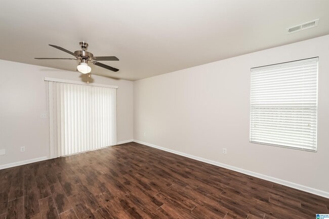 Photo - 308 Reed Way