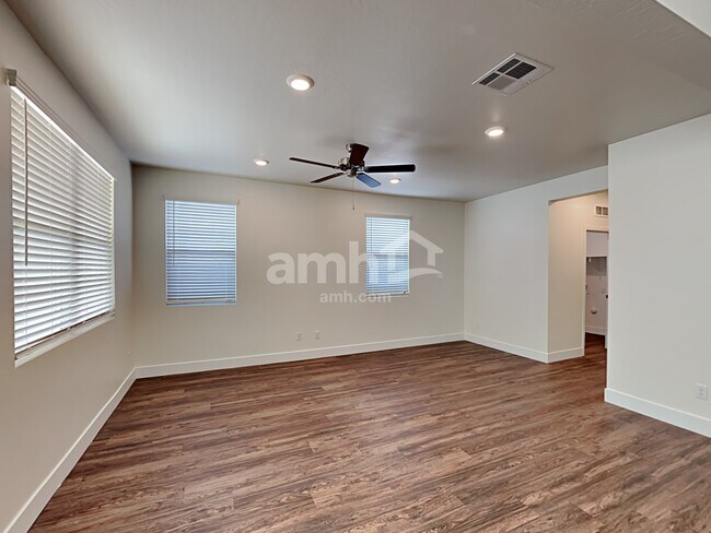 Photo - 23135 E Camacho Rd