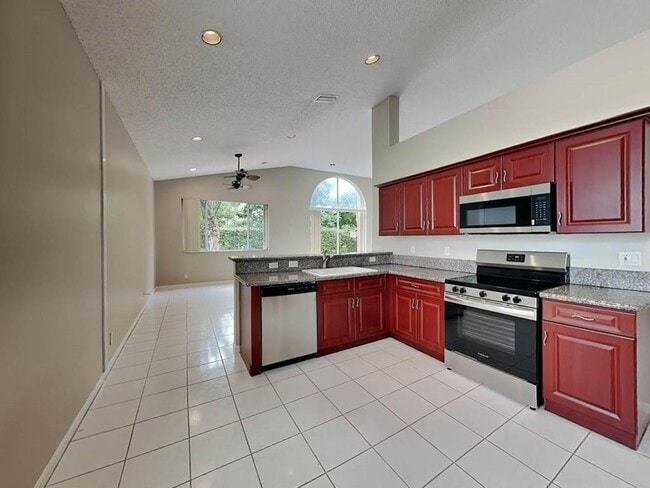 Building Photo - 4095 NW 79th Ave