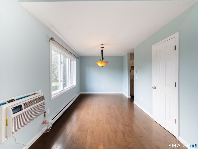 19 Twin Oaks Unit 19