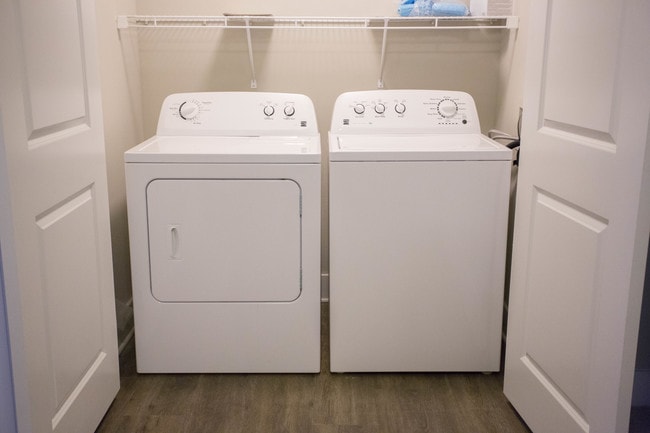 Full Size Washer & Dryer