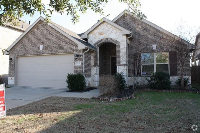 Building Photo - 1728 Ridge Creek Ln Rental