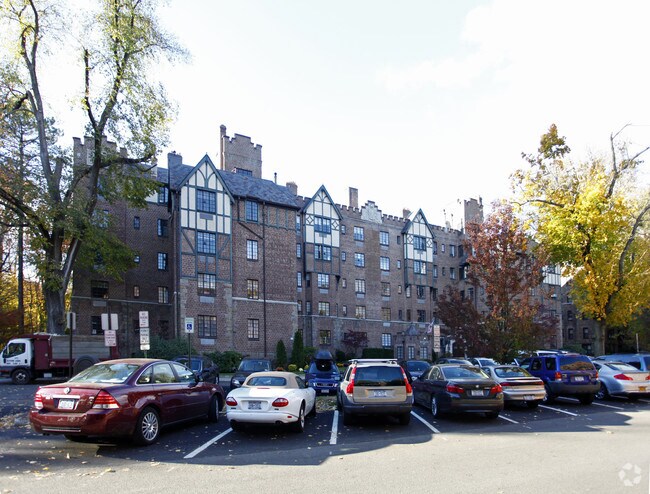 Photo - The Scarswold Apartments