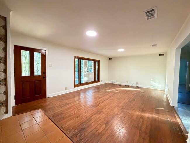 Photo - 5 Bed 3 Bath Home in Ruston