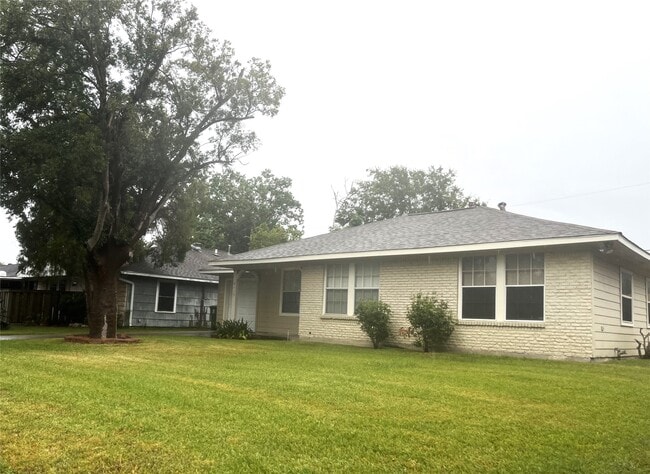 Photo - 8625 Dunlap St