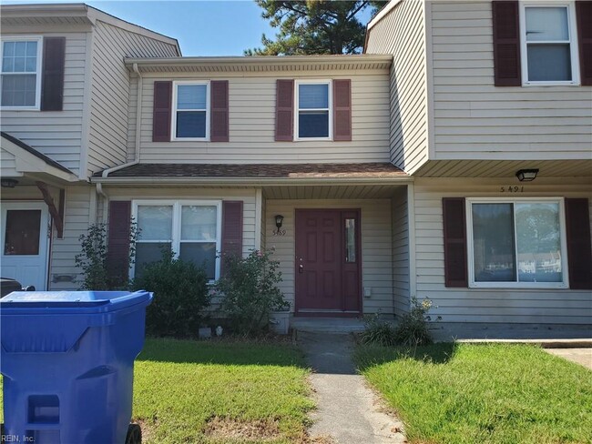 Photo - 5489 Davis Way Townhome