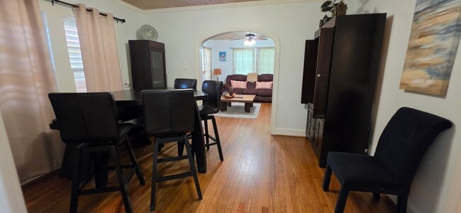 Photo - 5023 Ave N 1/2
