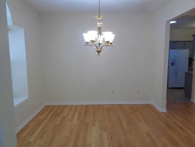 3604 Woods Edge Rd