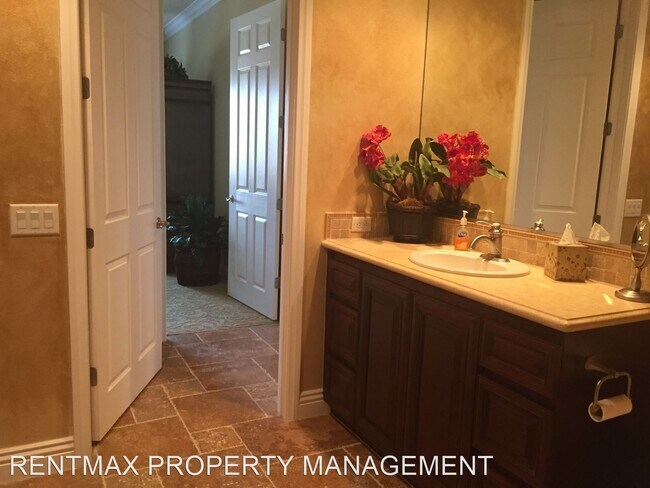 Photo - 3 br, 2 bath House - 30 VIA MANTOVA #106