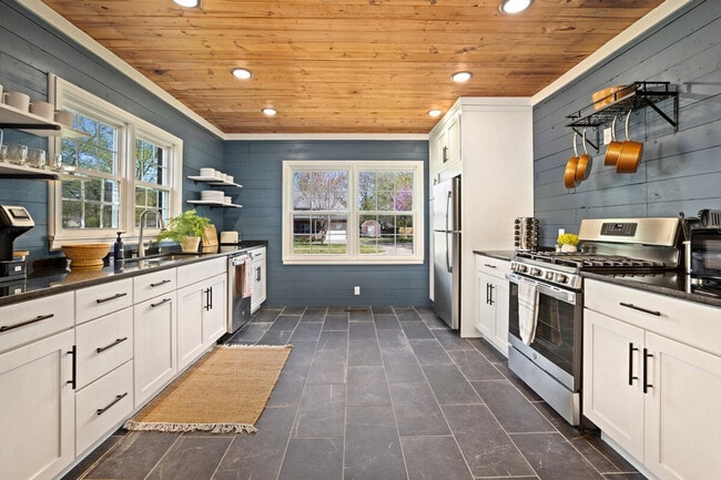 Photo - 337 NW A St Unidad ID1221794P