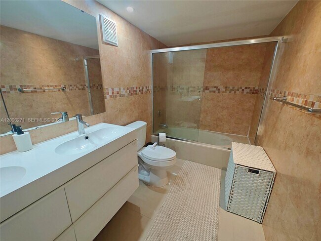 Photo - 16300 Golf Club Rd Unit 204