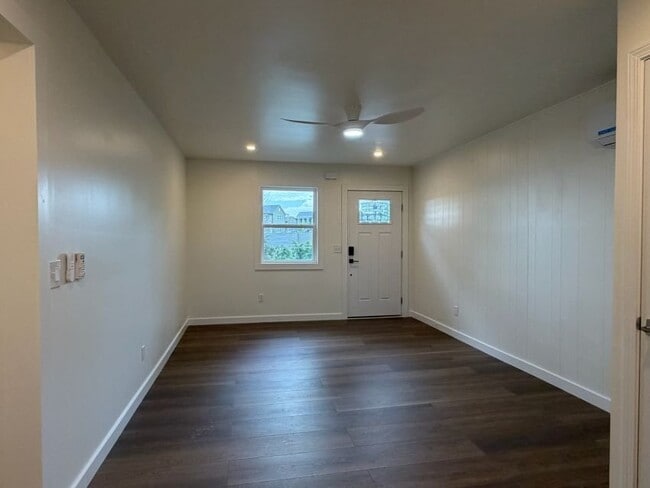 408 Old Central Rd Unit 4