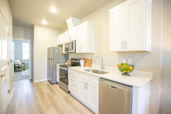 Photo - Q1 Apartments