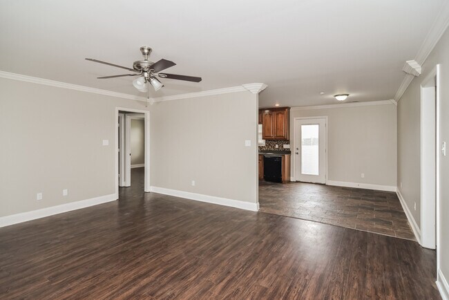 Photo - 27569 Grant Dr