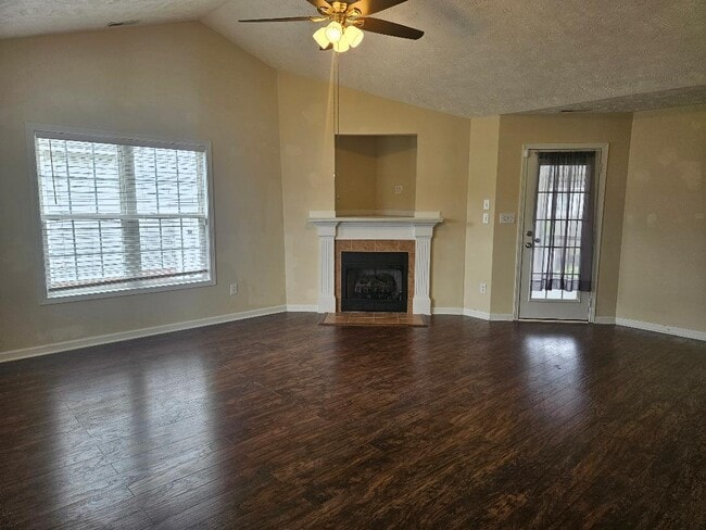 Photo - 3027 Tettenbury Dr
