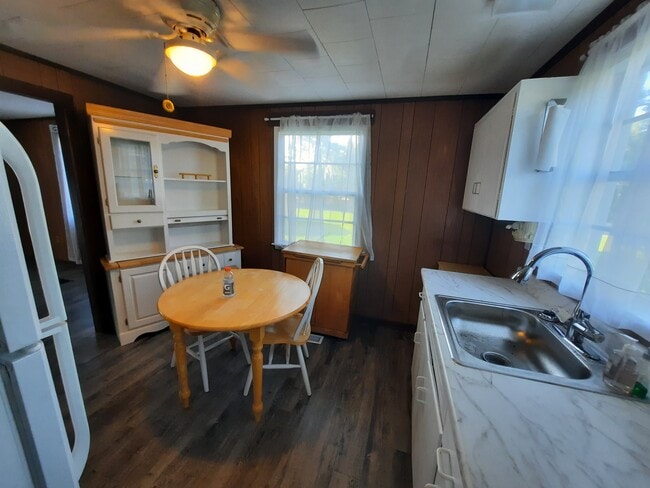 Photo - 503 Willard Ave
