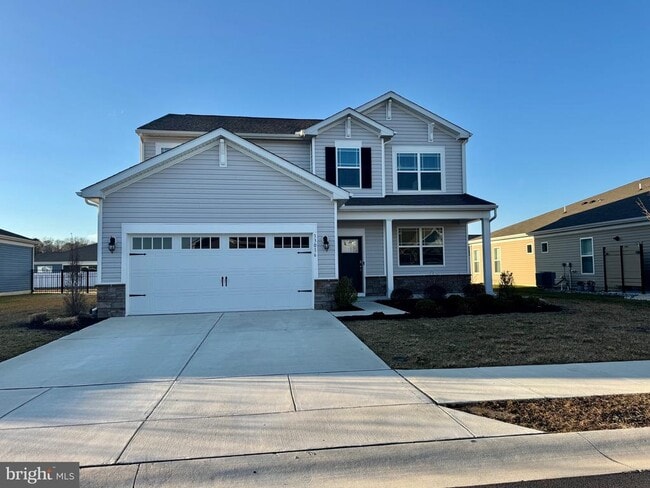 Building Photo - 33016 Blue Iris Rd