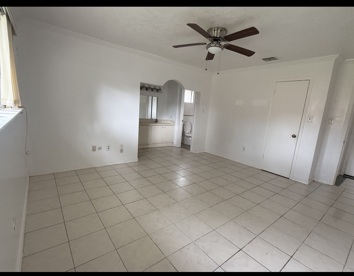 Photo - 10907 Montverde Ln