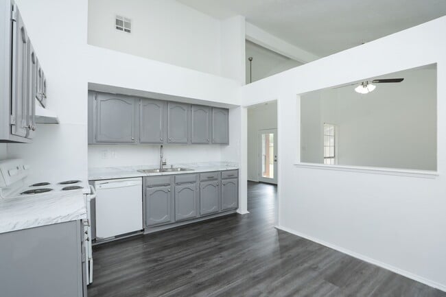 Photo - 17518 Bullis Gap Dr