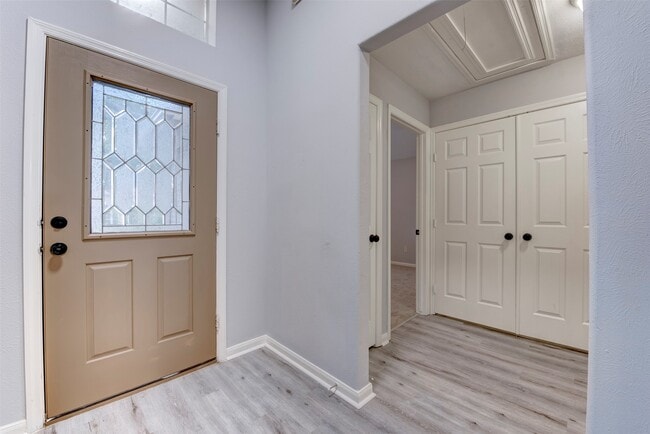 Photo - 9026 Eaglecove Dr