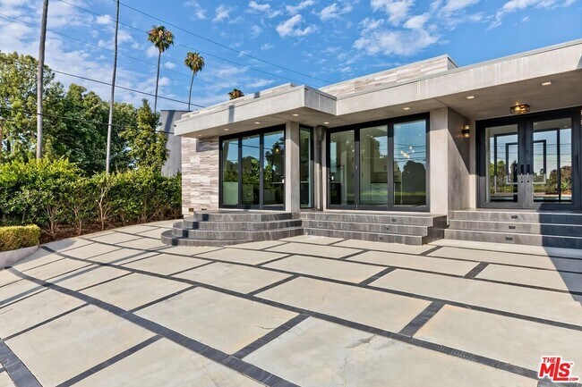 Photo - 12730 Montana Ave