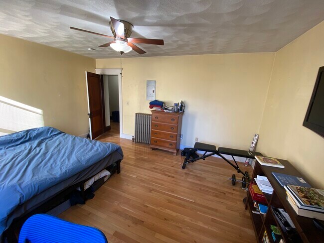 Photo - 221 Holland St Unidad 2