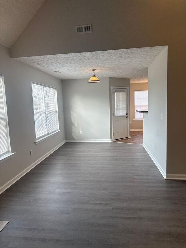 Photo - Great location! Close to Everything!