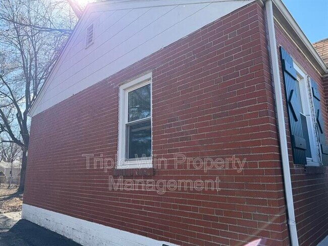 Photo - 17 St Genevieve Ct