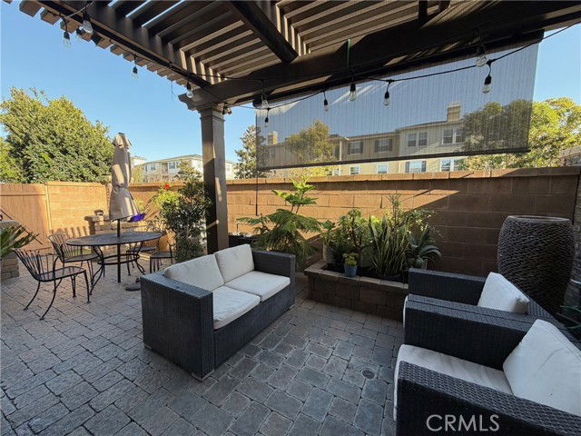 Photo - 1443 Georgia St