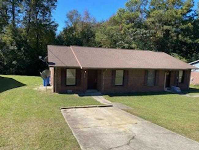 Building Photo - 1966 Glenwick