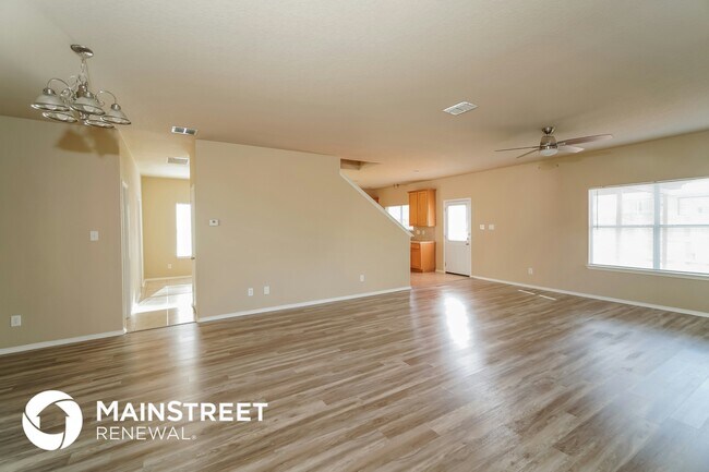 Photo - 3823 Copinsay Ave