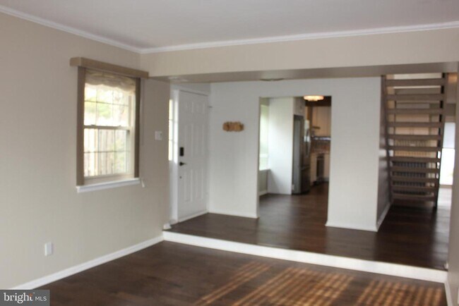 Photo - 252 Marble Ct