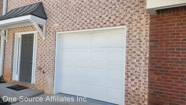 Photo - 2 br, 2.5 bath House - 5050 Lower Elm Street